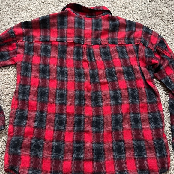 Pink Lily Flannel Shirt - Picture 6 of 7